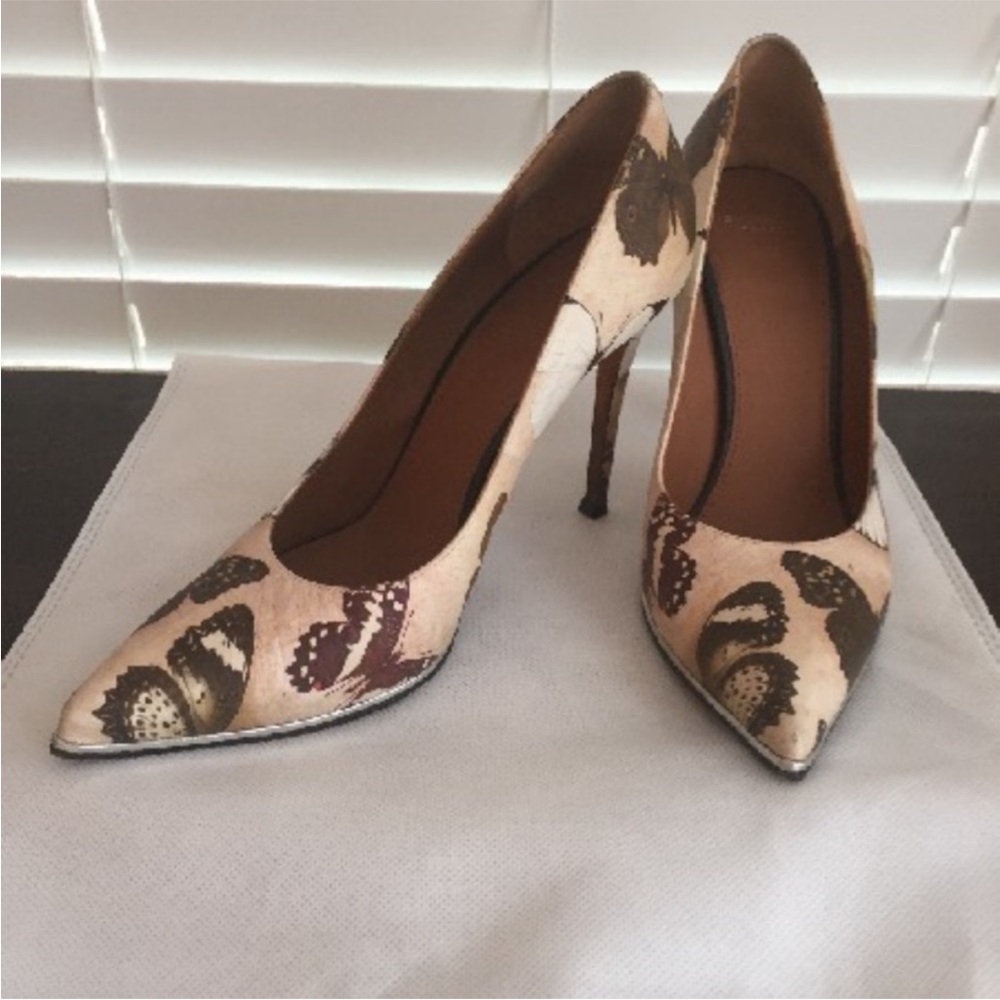 Givenchy Cream and Brown Floral Heels